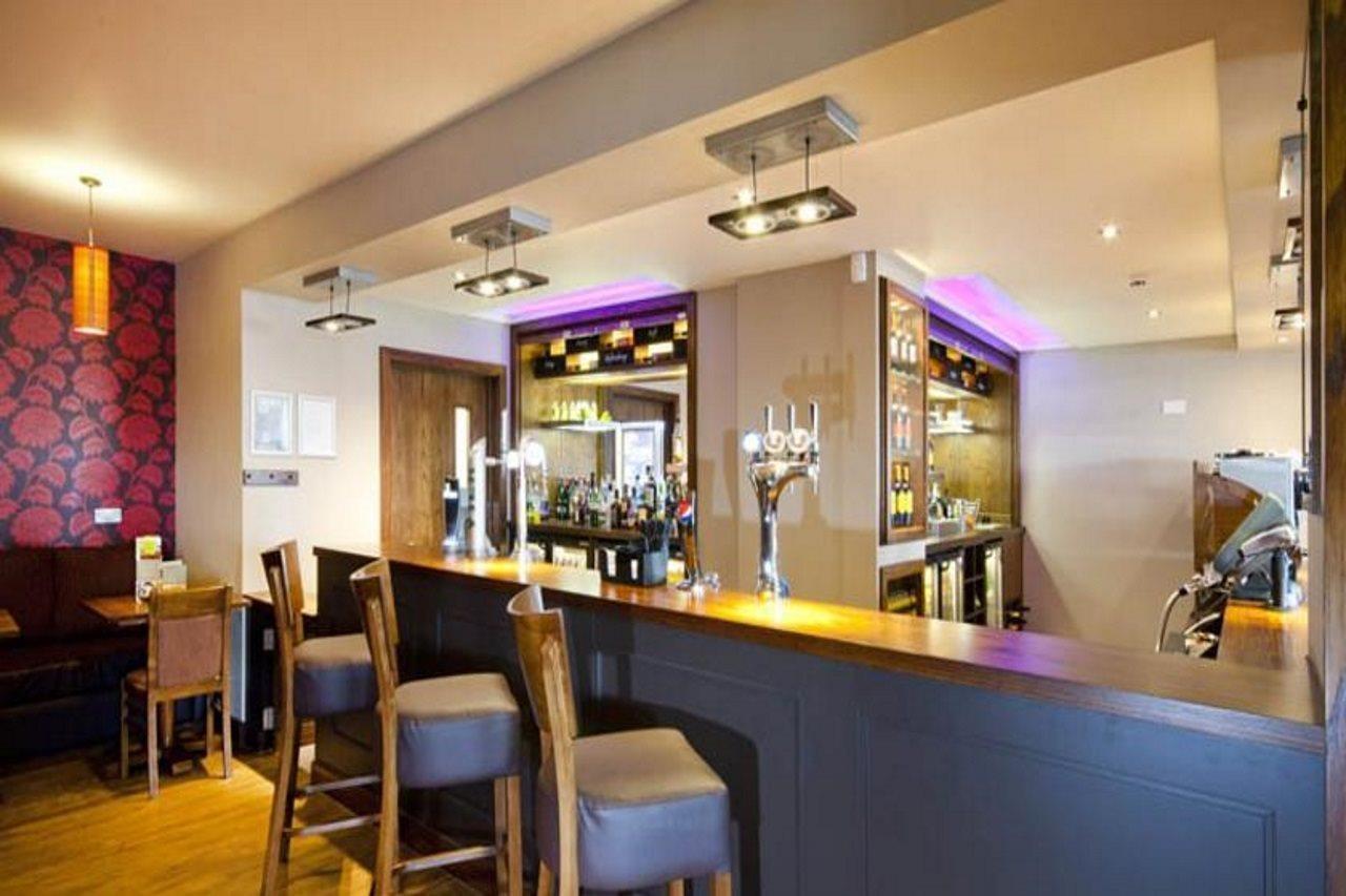 Premier Inn Edinburgh Park Экстерьер фото